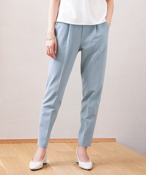 WHITE JOOLA(ホワイトジョーラ)の「ガルーダコンフォートダブルクロス 洗濯機で洗える&マルチストレッチ&防シワ加工 ・美ラインテーパードカラーパンツ(その他パンツ・レディース・サックスブルー/イエロー/ピンクベージュ/モカ/ベージュ/ネイビー・61/64/67)」の16枚目の写真