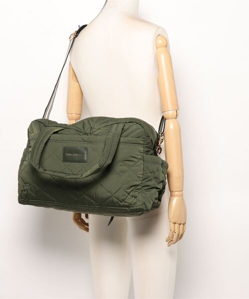 MARC JACOBS(マークジェイコブス)の「QUILTED NYLON MEDIUM WEEKENDER/キルテッド ナイロン ミディアム ウィークエンダー バッグ(ボストンバッグ・レディース・グリーン系その他・ONE SIZE)」の7枚目の写真