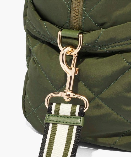 MARC JACOBS(マークジェイコブス)の「QUILTED NYLON MEDIUM WEEKENDER/キルテッド ナイロン ミディアム ウィークエンダー バッグ(ボストンバッグ・レディース・グリーン系その他・ONE SIZE)」の9枚目の写真