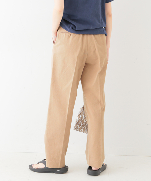 【新品・未使用】スローブイエナ　ツイルタックスリムストレートスラックス　完売品 SLOBE IENA（スローブイエナ）の「ツイルタックスリムストレート