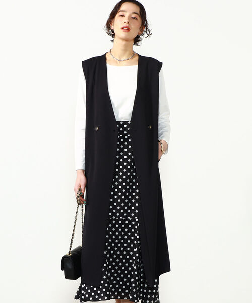 NOLLEY’S(ノーリーズ)の「◇【WEB限定】バックフリルロングジレ(ベスト・レディース・ライトグレー/キャメル/ダークネイビー・FREE)」の2枚目の写真
