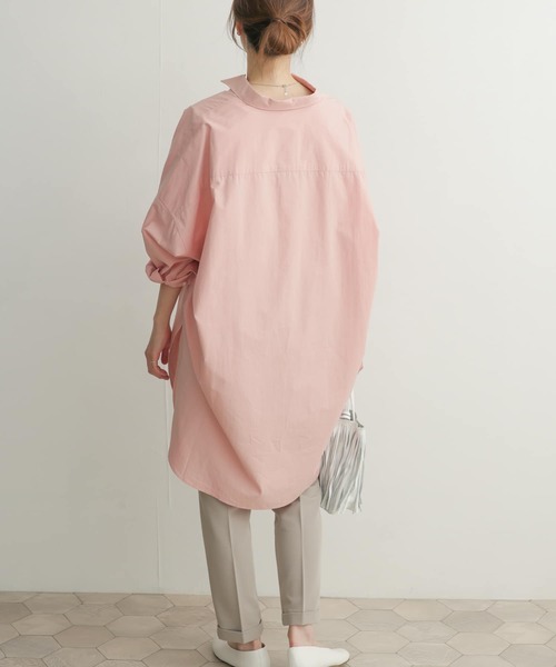 URBAN RESEARCH DOORS(アーバンリサーチドアーズ)の「コットンビッグシャツ(シャツ/ブラウス・レディース・ライトグレー/ピンク/ブルー・1)」の13枚目の写真