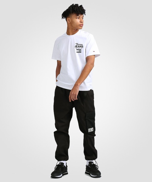 tommy jeans(トミー ジーンズ)の「ロゴプリントTシャツ(Tシャツ/カットソー・メンズ・ブラック/ホワイト・LARGE/MEDIUM/SMALL/X-LARGE)」の3枚目の写真