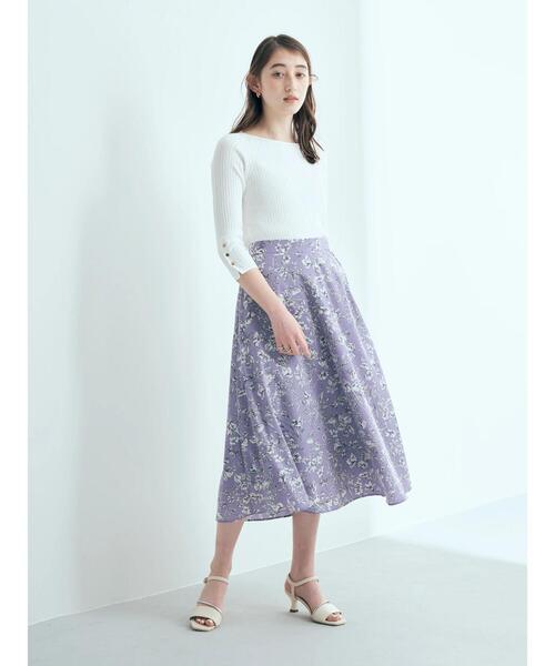YECCA VECCA(イェッカヴェッカ)の「P.フラワー柄フレアスカート(スカート・レディース・ブラック/ラベンダー・M)」の6枚目の写真