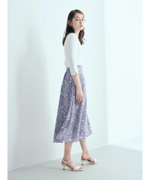 YECCA VECCA(イェッカヴェッカ)の「P.フラワー柄フレアスカート(スカート・レディース・ブラック/ラベンダー・M)」の10枚目の写真