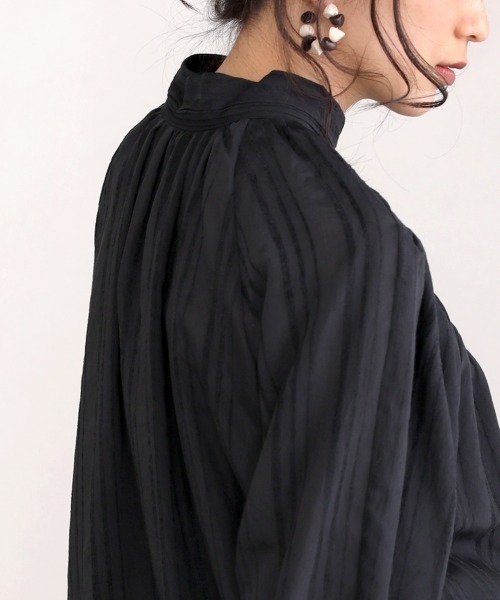 Bou Jeloud（ブージュルード）の「ドビーストライプブラウス（シャツ/ブラウス・レディース・ブラック/オフホワイト/ブルー/ミント・38）」の18枚目の写真