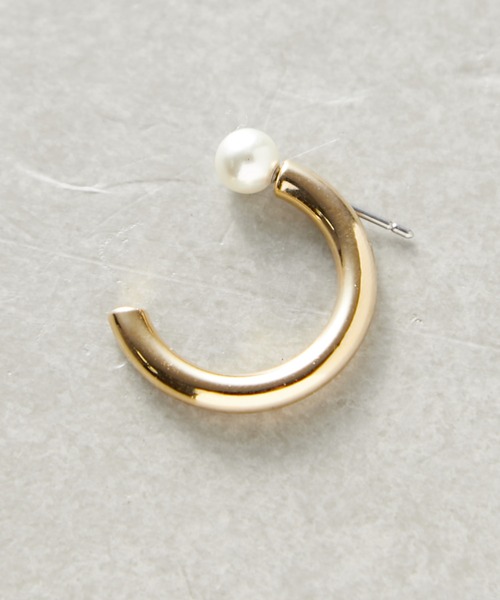 Chico（チコ）の「ミニパールフープキャッチピアス（ピアス（両耳用）・レディース・シルバー/ゴールド・FREE）」の5枚目の写真