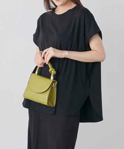 OMNES（オムネス）の「UVカット&ドライ加工裾ラウンドヘム半袖チュニック（Tシャツ/カットソー・レディース・ホワイト/ブラック/ベージュ/イエロー/モカ/ラベンダー・FREE）」の3枚目の写真