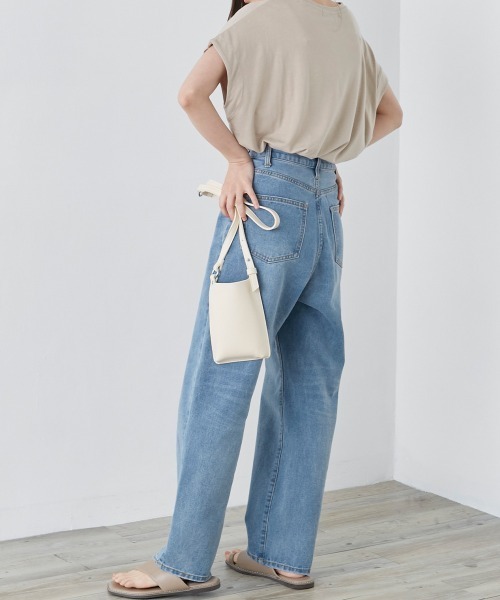 OMNES（オムネス）の「UVカット&ドライ加工裾ラウンドヘム半袖チュニック（Tシャツ/カットソー・レディース・ホワイト/ブラック/ベージュ/イエロー/モカ/ラベンダー・FREE）」の22枚目の写真