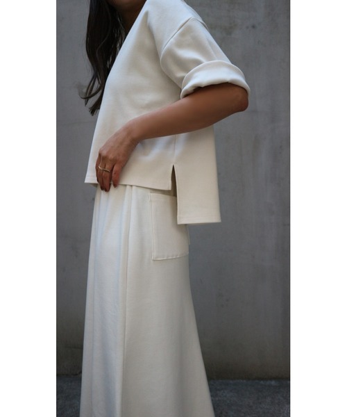 TRUNC(トランクエイティーエイト)の「Back Hem Cut Tops × Flare Skirt(ワンピース・レディース・ホワイト/ブラック/グレー・FREE)」の6枚目の写真