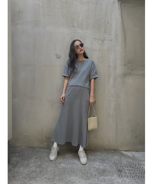 TRUNC(トランクエイティーエイト)の「Back Hem Cut Tops × Flare Skirt(ワンピース・レディース・ホワイト/ブラック/グレー・FREE)」の9枚目の写真