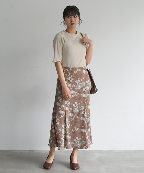 sango(sango)の「5分袖クルーネックプルオーバー(Tシャツ/カットソー・レディース・アイボリー/ライトパープル/グレイッシュベージュ・FREE)」の11枚目の写真