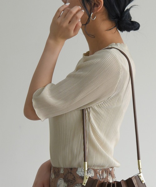 sango(sango)の「5分袖クルーネックプルオーバー(Tシャツ/カットソー・レディース・アイボリー/ライトパープル/グレイッシュベージュ・FREE)」の8枚目の写真