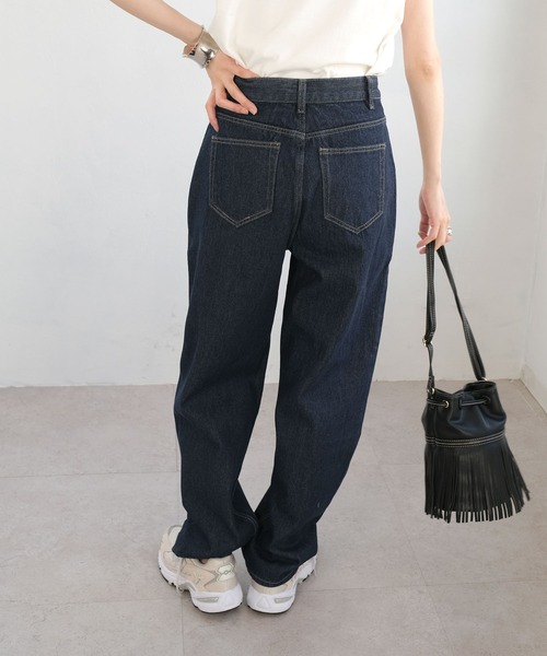 ANDJ(アンドジェイ)の「【2022/SS】13.5ozハイウエストテーパードデニムパンツ(デニムパンツ・レディース・ライトブルー/インディゴブルー・S/M)」の4枚目の写真