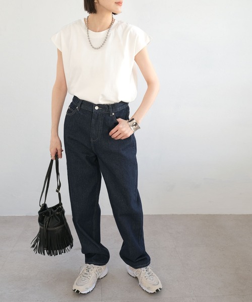 ANDJ(アンドジェイ)の「【2022/SS】13.5ozハイウエストテーパードデニムパンツ(デニムパンツ・レディース・ライトブルー/インディゴブルー・S/M)」の8枚目の写真