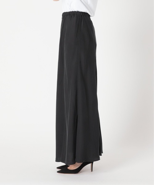 AP STUDIO（エーピーストゥディオ）の「Newフィブリルキュプラスカート（スカート・レディース・ブラック/ネイビー/カーキ/オレンジ・38/36）」の22枚目の写真