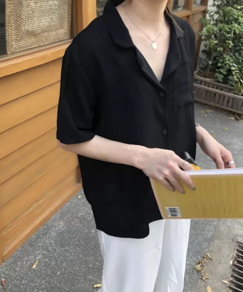 everycoco(エブリーココ)の「オープンカラールーズ開襟シャツ(シャツ/ブラウス・レディース・ブラック/イエロー/ブルー/アイボリー/ミント・FREE)」の14枚目の写真