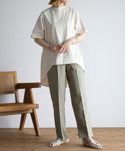 Fizz（フィズ）の「【Fizz/フィズ】　後ろティアード切替えチュニック丈トップス（チュニック・レディース・ホワイト/スミクロ・M）」の3枚目の写真