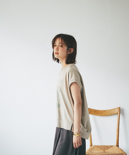 RIVE DROITE（リヴドロワ）の「Bon appetit Tシャツ（Tシャツ/カットソー・レディース・オフホワイト/ベージュ・FREE）」の20枚目の写真