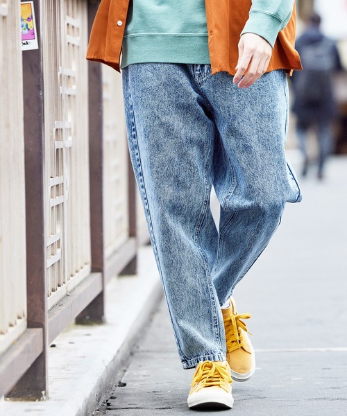 MONO-MART(モノマート)の「ワイドテーパードデニムパンツ(10oz DENIM)(デニムパンツ・メンズ・ホワイト/ブラック/サックスブルー/インディゴブルー/ブラック系その他/ブルー系その他/ワンウォッシュ/ブルー系その他2/ブルー系その他3・S/M/L)」の19枚目の写真