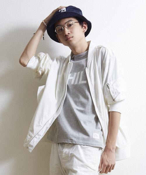 MYE-DO'（マイ・ドゥ）の「ストレッチ LIGHT MA-1（ミリタリージャケット・メンズ・ホワイト/ブラック・MEDIUM/SMALL）」の10枚目の写真