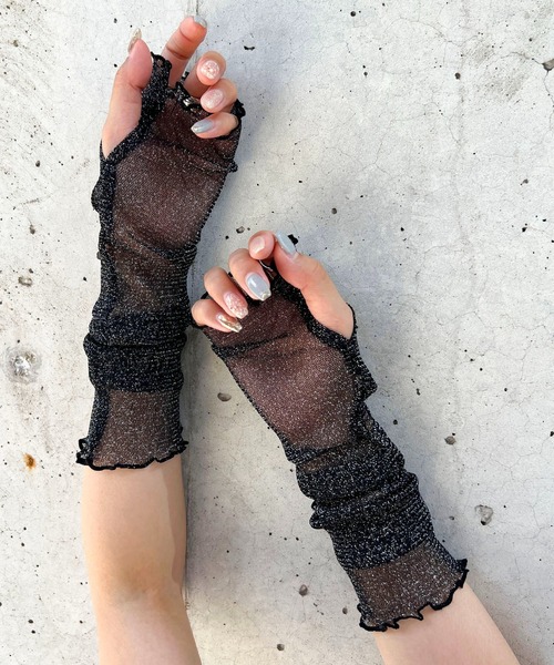 apres jour mignon（アプレジュールミニョン）の「アソートアームウォーマー【ZOZOTOWN限定アイテム】（アームカバー・レディース・ピンク/ブラック系その他/オフホワイト/パープル/グリーン/ブルー/ブラック・フリー）」の11枚目の写真