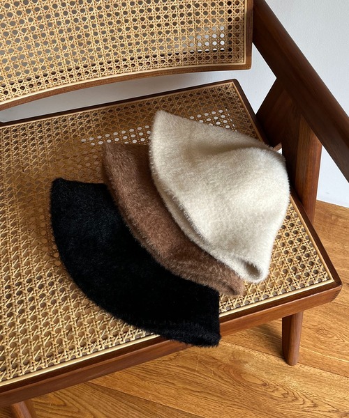 CAPRICIEUX LE'MAGE（カプリシューレマージュ）の「シャギーハット（ハット・レディース・ブラック/オフホワイト/キャメル・FREE）」の4枚目の写真