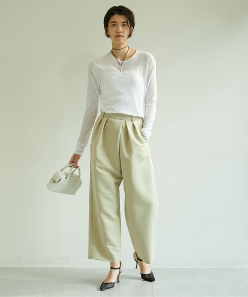 GALLARDAGALANTE（ガリャルダガランテ）の「タックワイドパンツ（その他パンツ・レディース・ベージュ/アイボリー・1/0）」の9枚目の写真