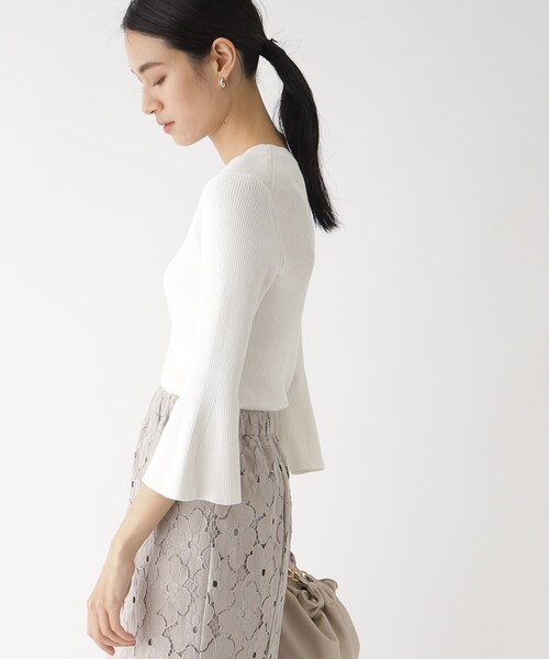 OPAQUE.CLIP（オペークドットクリップ）の「◆【エクストラファインオーガニックコットン】リブフレアスリーブニット（ニット/セーター・レディース・ブラック/イエロー/ブルー/ホワイト系その他6/ライトグリーン系/ピンク系9・40/38/36）」の17枚目の写真