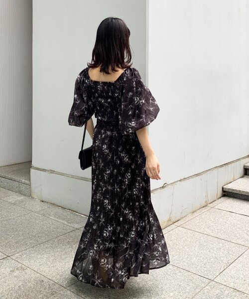 OPAQUE.CLIP（オペークドットクリップ）の「◆フラワーシャーリングブラウス（シャツ/ブラウス・レディース・ホワイト系その他/ブラック系・38）」の8枚目の写真