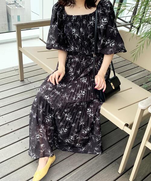 OPAQUE.CLIP（オペークドットクリップ）の「◆フラワーシャーリングブラウス（シャツ/ブラウス・レディース・ホワイト系その他/ブラック系・38）」の9枚目の写真