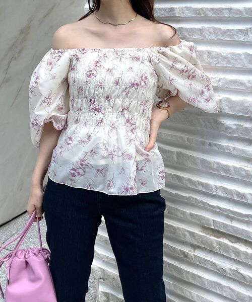 OPAQUE.CLIP（オペークドットクリップ）の「◆フラワーシャーリングブラウス（シャツ/ブラウス・レディース・ホワイト系その他/ブラック系・38）」の19枚目の写真