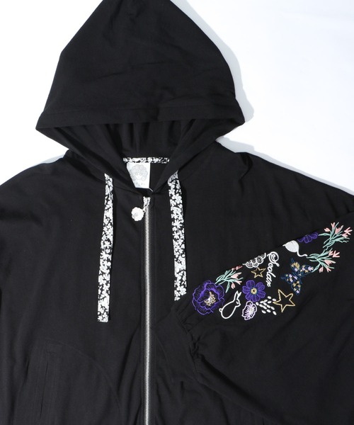 ScoLar（スカラー）の「123604：袖ネコ花刺繍パーカー（パーカー