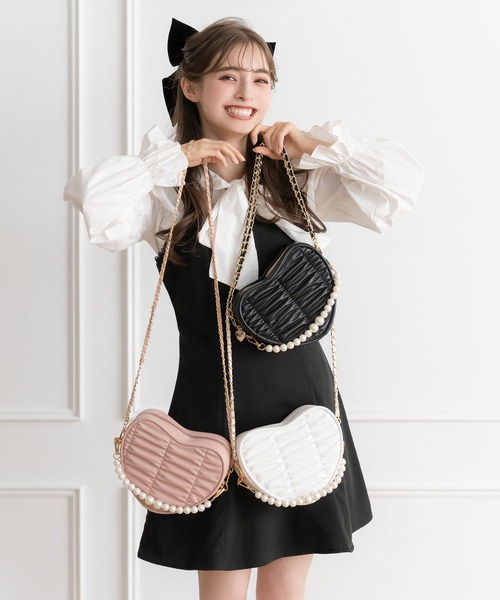 たらら 美品 RUIRUE BOUTIQUE バック パール カットソー ラメフリルミニショルダーバッグ （ショルダーバッグ）｜SHOO