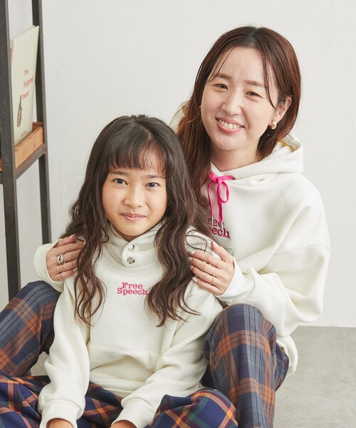 coen（コーエン）の「【coen キッズ/ジュニア】FreeSpeech(フリースピーチ)別注裏起毛フーディパーカー（パーカー・キッズ・オフホワイト/ダークグリーン・130/120/150/110/100/140）」の7枚目の写真