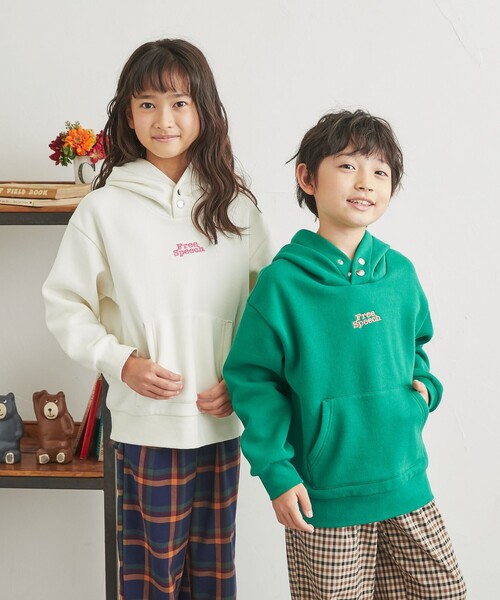 coen（コーエン）の「【coen キッズ/ジュニア】FreeSpeech(フリースピーチ)別注裏起毛フーディパーカー（パーカー・キッズ・オフホワイト/ダークグリーン・130/120/150/110/100/140）」の3枚目の写真