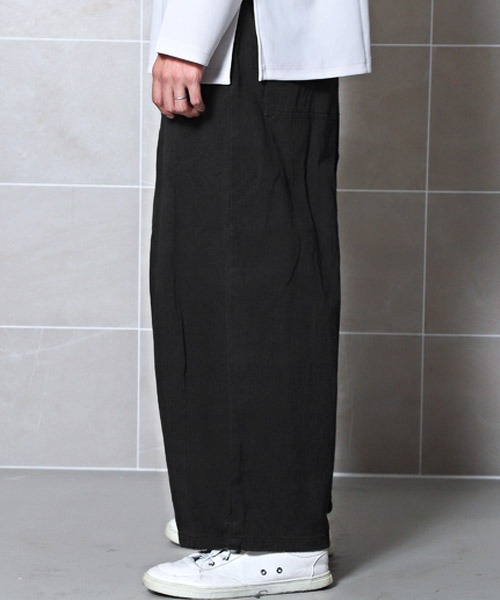 LUXSTYLE(ラグスタイル)の「極太バルーンパンツ(その他パンツ・メンズ・レオパード/ブラック/インディゴブルー・L/M)」の5枚目の写真