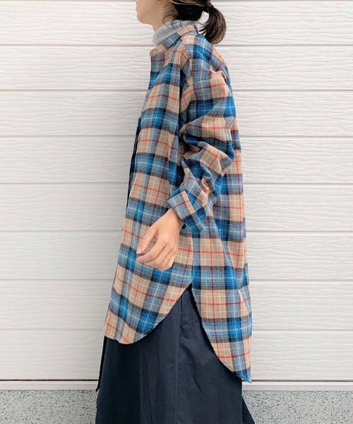 Q(キュー)の「ネルチェックロングシャツ(シャツ/ブラウス・レディース・ブルー系その他/ベージュ系その他・MEDIUM)」の6枚目の写真
