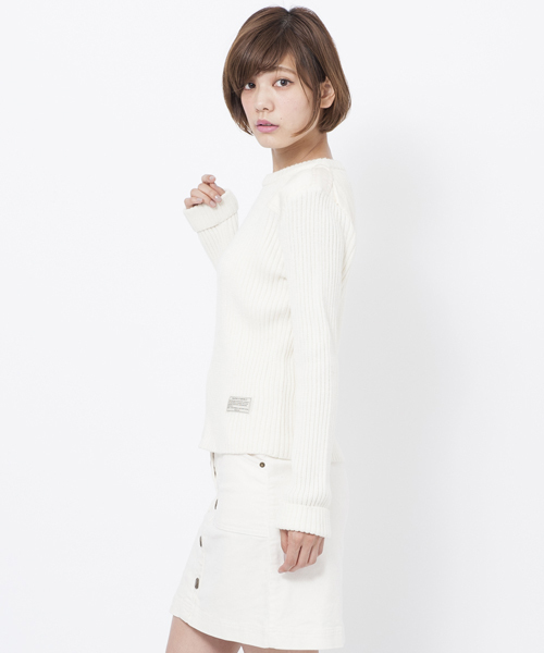 MILKFED.（ミルクフェド）の「【mini12月号　桐谷美玲さん着用】SURPLUS KNITTED TOP　（ニット/セーター・レディース・ホワイト/ネイビー/グリーン・MEDIUM/SMALL）」の5枚目の写真
