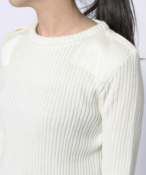 MILKFED.（ミルクフェド）の「【mini12月号　桐谷美玲さん着用】SURPLUS KNITTED TOP　（ニット/セーター・レディース・ホワイト/ネイビー/グリーン・MEDIUM/SMALL）」の7枚目の写真