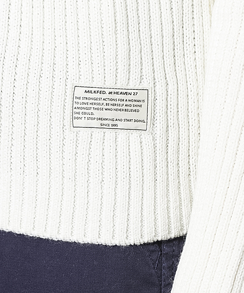 MILKFED.（ミルクフェド）の「【mini12月号　桐谷美玲さん着用】SURPLUS KNITTED TOP　（ニット/セーター・レディース・ホワイト/ネイビー/グリーン・MEDIUM/SMALL）」の8枚目の写真