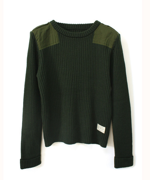 MILKFED.（ミルクフェド）の「【mini12月号　桐谷美玲さん着用】SURPLUS KNITTED TOP　（ニット/セーター・レディース・ホワイト/ネイビー/グリーン・MEDIUM/SMALL）」の4枚目の写真