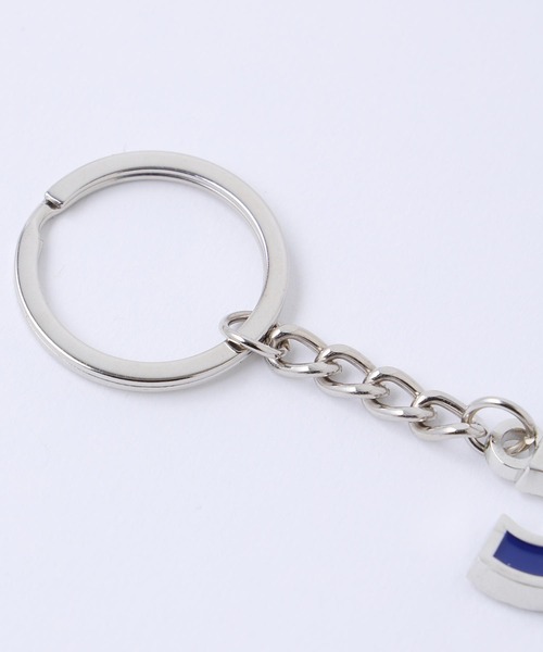 X-girl(エックスガール)の「ATHLETIC LOGO KEY CHARM(キーホルダー・レディース・レッド/ライトグリーン・ONE SIZE)」の6枚目の写真
