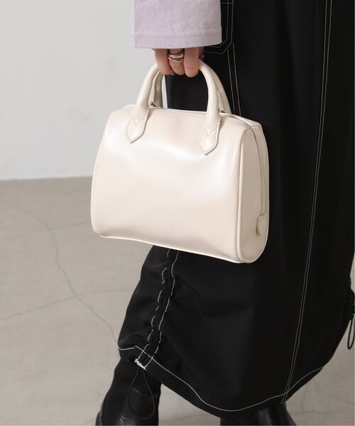 RAY CASSIN（レイカズン）の「スクエア2WAYボストン（ボストンバッグ・レディース・ブラック/シルバー/キナリ・FREE）」の18枚目の写真