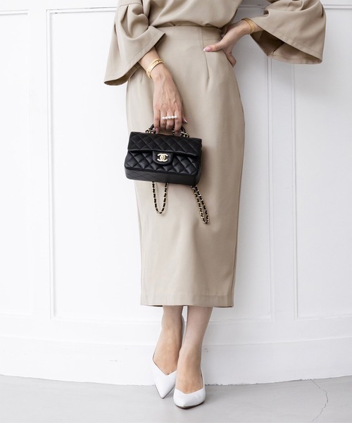 UR'S(ユアーズ)の「ペンシルタイトスカート(スカート・レディース・ブラック/グレイッシュベージュ/ダークネイビー・S/M/L)」の2枚目の写真