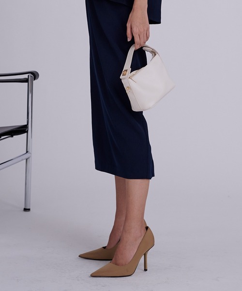 UR'S(ユアーズ)の「ペンシルタイトスカート(スカート・レディース・ブラック/グレイッシュベージュ/ダークネイビー・S/M/L)」の6枚目の写真