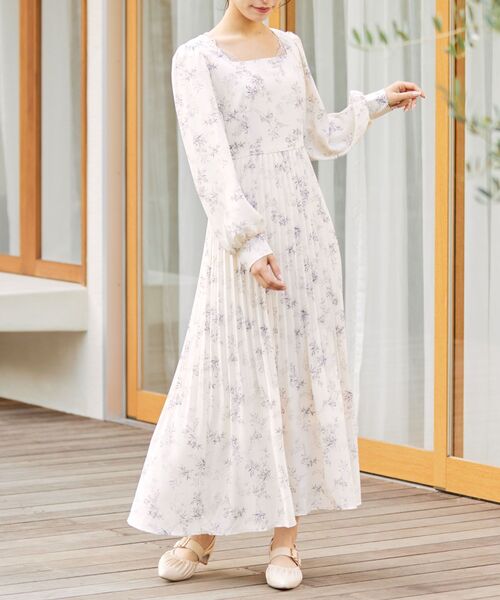 MAJESTIC LEGON（マジェスティックレゴン）の「フリルカラー2wayワンピース（ワンピース・レディース・ホワイト系その他/ブラック系その他/ホワイト系その他2/グレー系その他・SMALL/MEDIUM）」の2枚目の写真
