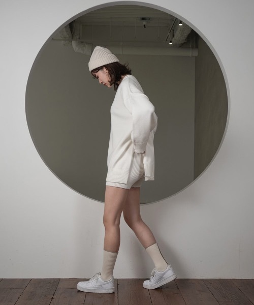 Amiur(エミレ)の「loose knit set up(セットアップ・レディース・クリーム/オフホワイト/ブラック・FREE)」の8枚目の写真