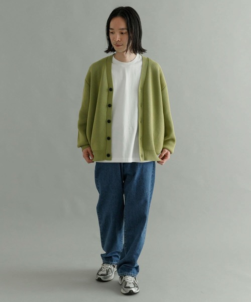 URBAN RESEARCH（アーバンリサーチ）の「ミラノリブVネックカーディガン（カーディガン/ボレロ・メンズ・グレー/ライトグレー/イエロー系その他/グレー系その他・MEDIUM/LARGE/X-LARGE）」の8枚目の写真