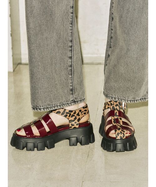 jouetie（ジュエティ）の「ボリュームソールグルカサンダル（サンダル・レディース・ブラック/オフホワイト/その他1・M/L）」の14枚目の写真